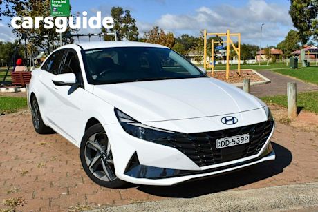 White 2022 Hyundai I30 Sedan Elite