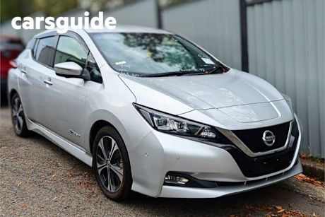 Silver 2017 Nissan Leaf Hatch G ELECTRIC, BOSE SOUND SYSTEM, 360 DEG CAMERA,