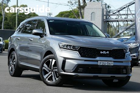 Silver 2023 Kia Sorento Wagon Sport+ 7 Seat