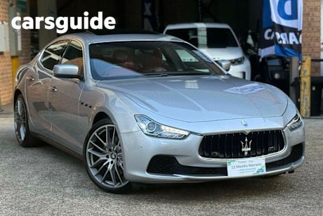 Silver 2016 Maserati Ghibli Sedan M157 MY16