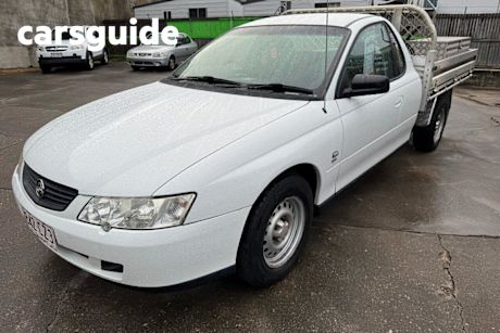White 2003 Holden Commodore Cab Chassis ONE Tonner S