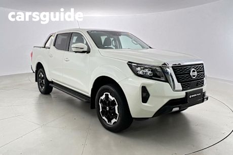 White 2021 Nissan Navara Ute Tray ST-X