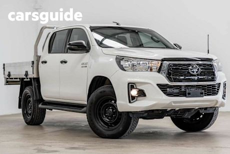 White 2019 Toyota Hilux Double Cab Chassis SR (4X4)
