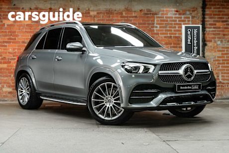Grey 2022 Mercedes-Benz GLE Wagon 400 D 4Matic