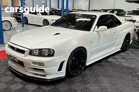 White 2002 Nissan Skyline Coupe GT-R V-Spec II