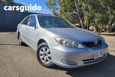 Silver 2002 Toyota Camry Sedan Ateva