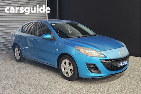 Blue 2010 Mazda 3 Sedan Maxx