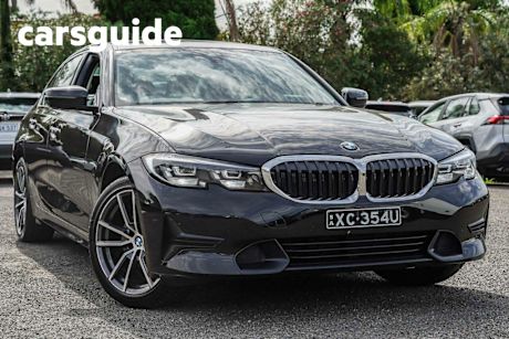 Black 2022 BMW 320I Sedan Luxury Line