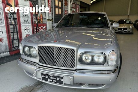 Grey 2001 Bentley Arnage Sedan RED Label