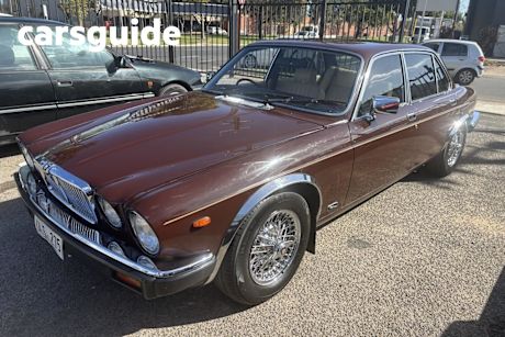 Brown 1983 Jaguar XJ6 Sedan 4.2