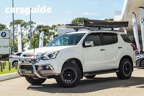 White 2017 Isuzu MU-X Wagon LS-T (4X4)
