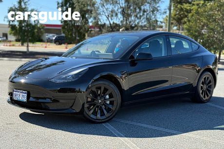 Black 2022 Tesla Model 3 Sedan Rear-Wheel Drive Sedan 4dr Reduction Gear 1sp AC208kW [Dec]