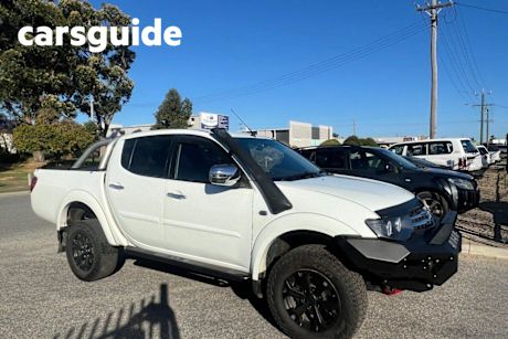 White 2013 Mitsubishi Triton Double Cab Utility GLX-R (4X4)