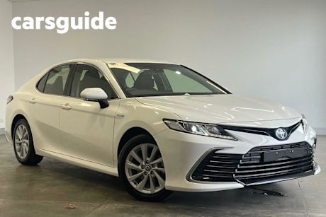 White 2023 Toyota Camry Sedan Ascent Hybrid