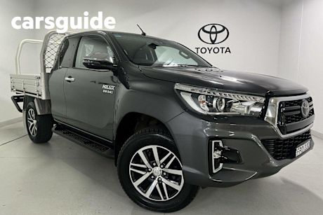 Grey 2020 Toyota Hilux Ute Tray 4X4 SR5 2.8L T DIESEL AUTOMATIC EXTRA CAB