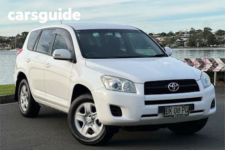 White 2011 Toyota RAV4 Wagon CV (2WD)