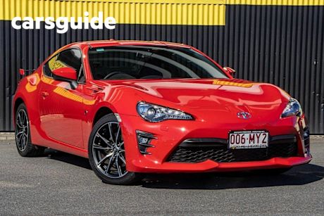 Red 2017 Toyota 86 Coupe GTS