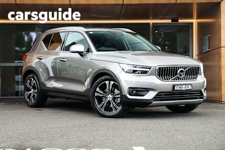 Grey 2020 Volvo XC40 Wagon T4 Inscription (awd)
