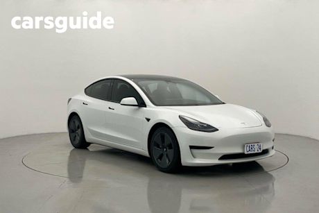 White 2021 Tesla Model 3 Sedan Standard Range Plus RWD