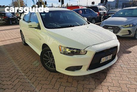 White 2015 Mitsubishi Lancer Sedan ES Sport
