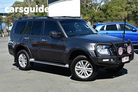Grey 2017 Mitsubishi Pajero Wagon GLX LWB (4X4)