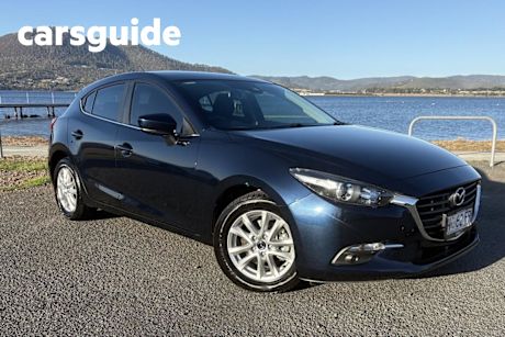 Blue 2017 Mazda 3 Hatchback Maxx