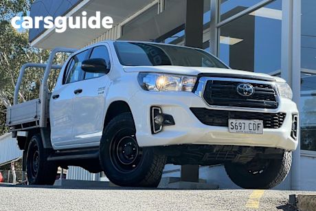 White 2020 Toyota Hilux Double Cab Pick Up SR HI-Rider