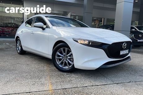 White 2024 Mazda 3 Hatchback G20 Pure