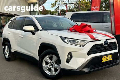 White 2020 Toyota RAV4 Wagon GX (awd) Hybrid