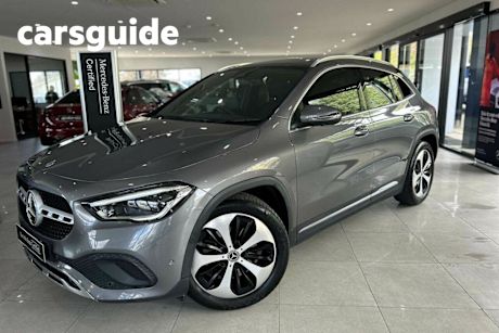 Grey 2020 Mercedes-Benz GLA Wagon 250 4Matic