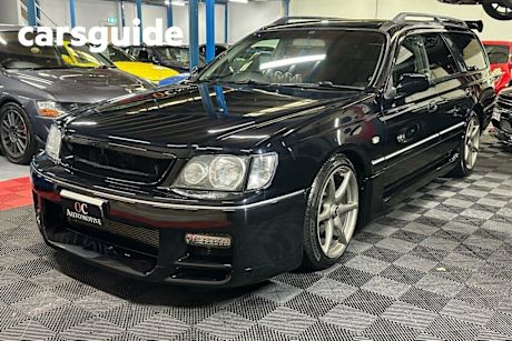 Black 1998 Nissan Stagea Wagon