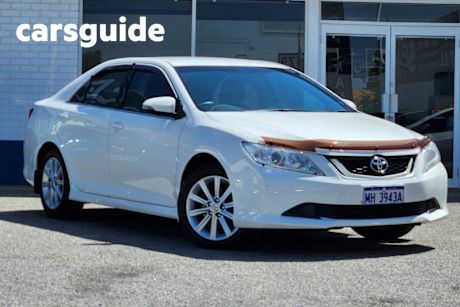 White 2016 Toyota Aurion Sedan AT-X