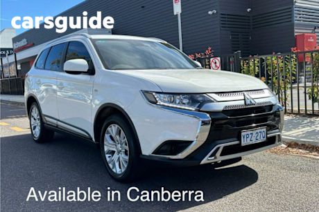 White 2020 Mitsubishi Outlander Wagon ES 7 Seat (2WD)