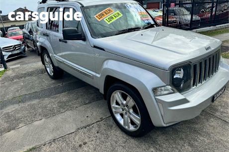 Silver 2012 Jeep Cherokee Wagon Limited (4X2)