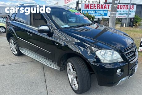 Black 2010 Mercedes-Benz ML350 Wagon (4X4)