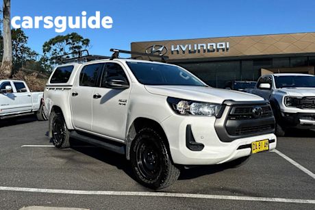 White 2020 Toyota Hilux Double Cab Chassis SR (4X4)