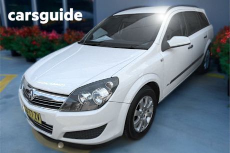 White 2009 Holden Astra Wagon CD