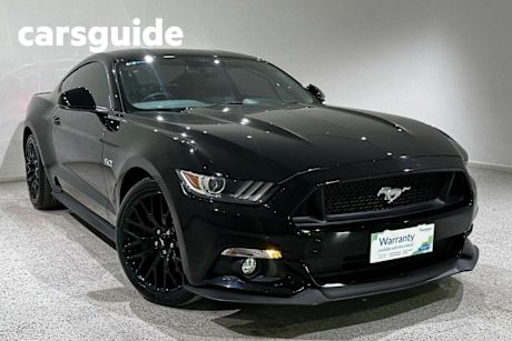 Black 2017 Ford Mustang Coupe Fastback GT 5.0 V8
