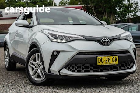 White 2023 Toyota C-HR Wagon GXL (2WD)