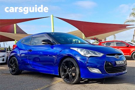 Blue 2013 Hyundai Veloster Coupe +