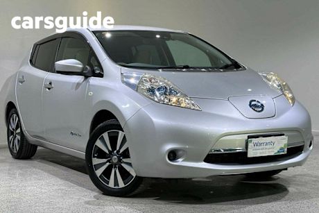 Silver 2017 Nissan Leaf Hatch (No Badge)