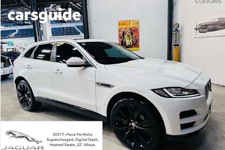 White 2017 Jaguar F-Pace Wagon 35T Portfolio AWD