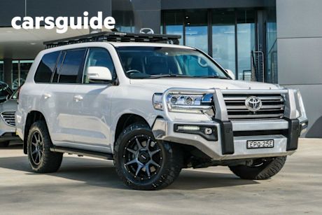 White 2019 Toyota Landcruiser Wagon LC200 VX (4X4)