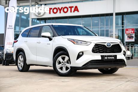 White 2022 Toyota Kluger Wagon GX Hybrid AWD
