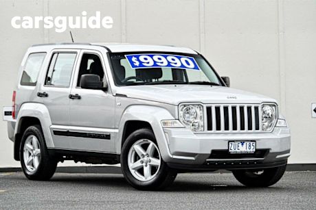 Silver 2012 Jeep Cherokee Wagon Sport (4X2)