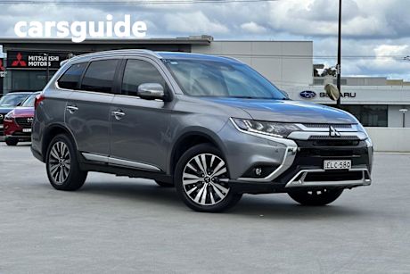 Grey 2020 Mitsubishi Outlander Wagon Exceed 7 Seat (awd)