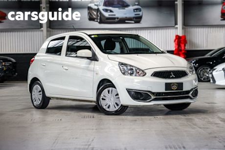White 2016 Mitsubishi Mirage Sedan ES