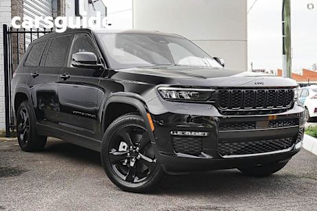 Black 2022 Jeep Grand Cherokee Wagon Night Eagle (4X4)