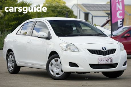 White 2010 Toyota Yaris Sedan YRS