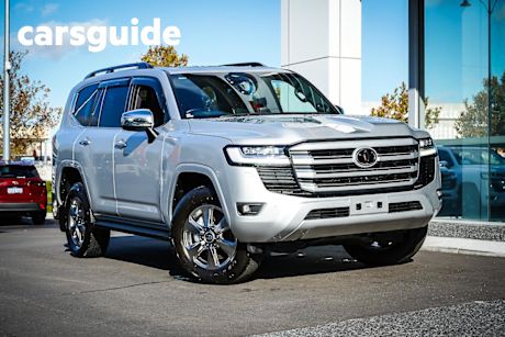 Silver 2023 Toyota Landcruiser Wagon LC300 Sahara (4X4)